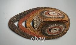 Good Small Oceanic Polynesian Papua New Guinea Woven Rattan Painted Yam Mask