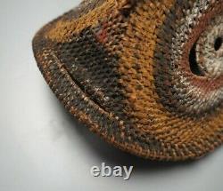 Good Small Oceanic Polynesian Papua New Guinea Woven Rattan Painted Yam Mask