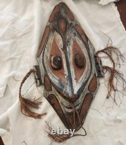 Handmade Papua New Guinea Hand-CarvedWooden Mask with Tassels