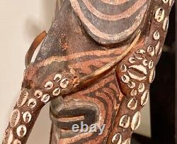 Iatmul Mwai wooden mask, Korogo, Sepik River, Papua New Guinea
