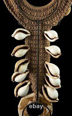 Iatmul Traditional Necklace Made Of Shells From Papua New Guinea 7996