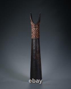 KUNDU from Urama Island in the Papuan Gulf, Papua New Guinea KUNDU from Urama Island in the Papuan Gulf, Papua New Guinea