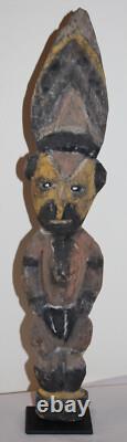 Kamgue Village, Wosera Area, Ancestor Figure Papua New Guinea. 18in. WithStand
