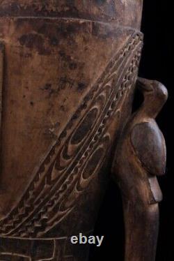 Kundu, drum, traditional instrument, papua new guinea, oceanic art, tribal art