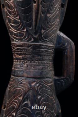Kundu, hand drum, papua new guinea, oceanic art, traditional instrument