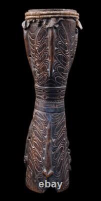 Kundu, hand drum, papua new guinea, oceanic art, traditional instrument