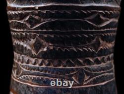Kundu, hand drum, papua new guinea, oceanic art, traditional instrument
