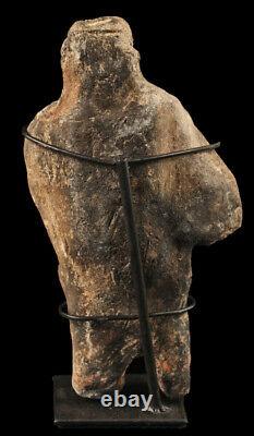 Kwoma ceramic figure, poterie, oceanic art, papua new guinea