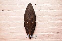 Mask Papua New Guinea Iatmul Savi Ancestor Mask Carved W couri shells 17.5 tall