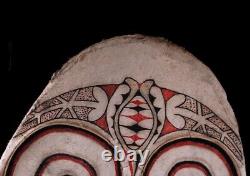 Masque Baining, huge Baining mask, oceanic art, papua new guinea, tribal art