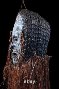 Masque Heaume, Iatmul Heaume mask, oceanic art, Tribal, Papua New Guinea, 103 cm