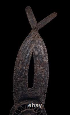 Masque à igname, yam mask, oceanic art, tribal art, Papua New Guinea, 52 x 15 cm Masque à igname, yam mask, oceanic art, tribal art, Papua New Guinea, 52 x 15 cm
