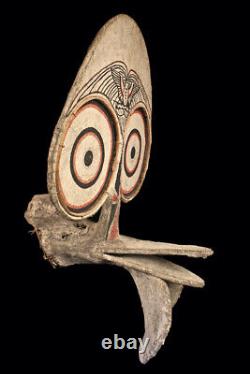 Masque baining, big baining mask, oceanic art, papua new guinea