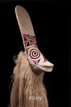 Masque baining, big baining mask, oceanic art, papua new guinea