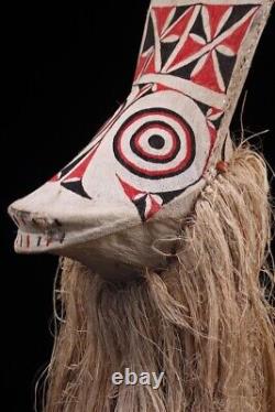 Masque baining, big baining mask, oceanic art, papua new guinea