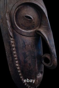 Masque d'ancêtre, ancestor mask, tribal art, oceanic art, Papua New Guinea 83 cm