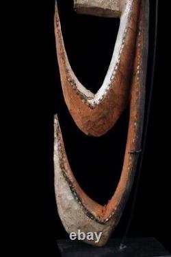 Masque garra, garra mask, oceanic art, Papua New Guinea, tribal art, sculpture