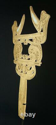 Massim munkuris canoe decoration that identifies clan Papua New Guinea