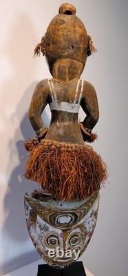 Middle Sepik Region, Papua New Guinea Suspension / Food Hook Figure 1950s