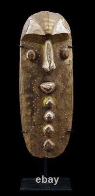 Minja figure, waskuk hills, Kwoma, oceanic tribal art, Papua New Guinea