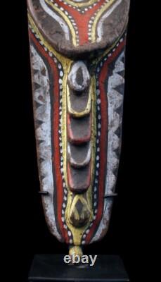 Minja figure, waskuk hills, Kwoma, oceanic tribal art, Papua New Guinea