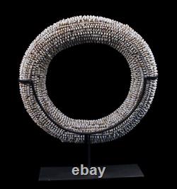 Monnaie d'échange Tolaï, currency ring shell, oceanic art, papua new guinea