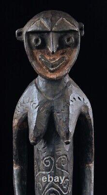 Nogwi figure, washkuk hills, nokuma, tribal art, papua new guinea, statue