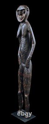 Nogwi figure, washkuk hills, nokuma, tribal art, papua new guinea, statue