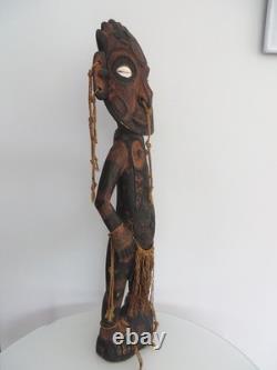 Ocean art, tribal art. Ancestor wooden sculpture Sepik River Papua New Guinea