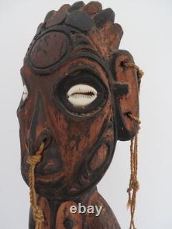 Ocean art, tribal art. Ancestor wooden sculpture Sepik River Papua New Guinea