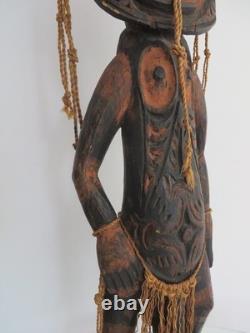Ocean art, tribal art. Ancestor wooden sculpture Sepik River Papua New Guinea
