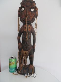 Ocean art, tribal art. Ancestor wooden sculpture Sepik River Papua New Guinea