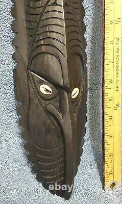 Oceanic Latmul carved wood effigy mask Tambanum Sepik river Papua New Guinea