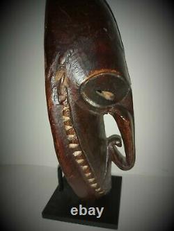 Oceanic Papua New Guinea Sepik/Ramu River Mask. (circa 1940s 50s)