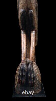 Oiseau sculpté, carved bird, oceanic art, papua new guinea, Papua New Guinea