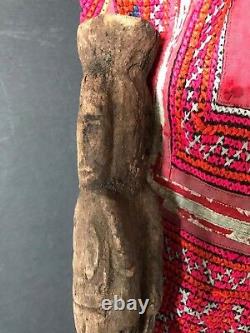 Old Papua New Guinea Abelam Carved Wooden Yam Peg / Stake Circa 1960s