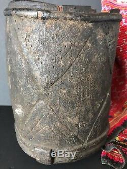 Old Papua New Guinea Carved Hardwood Container / Ex-Peter Hallinan Collection