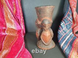 Old Papua New Guinea Carved Wooden Sepik River Face Paint Holder. Beautiful