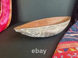 Old Papua New Guinea Gulf of Papua Carved Wooden Trading Bowl. Beautiful collect