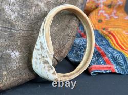 Old Papua New Guinea Sea Shell Bangle Bracelet