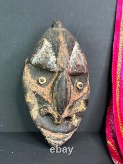 Old Papua New Guinea Sepik River Carved Wooden Head