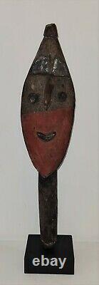 Older Small Traditional Papua New Guinea Washkuk area Yina Figure