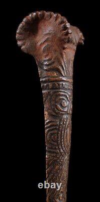 Os sculpté, carved tool, oceanic art, primitive art, Papua New guinea