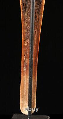 Os sculpté, carved tool, oceanic art, primitive art, Papua New guinea