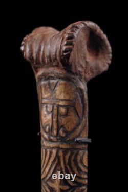 Os sculpté, oceanic art, Papua New guinea, tribal art, sculpture