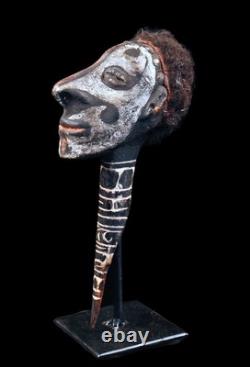 Os sculpté, overmodeled bone, oceanic art, Papua New guinea, tribal art, 21 cm