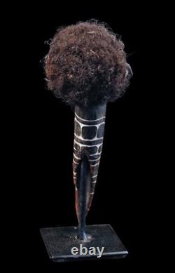 Os sculpté, overmodeled bone, oceanic art, Papua New guinea, tribal art, 21 cm