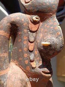 PAPUA NEW GUINEA AUTHENTIC AMELAM Statue, 15 x 4
