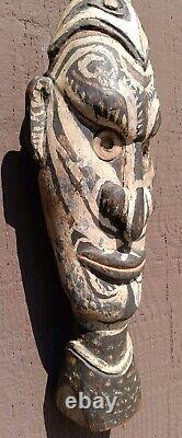 PAPUA NEW GUINEA AUTHENTIC Ancestor statue/ TOTEM 13 x 5 x 2