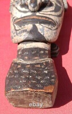 PAPUA NEW GUINEA AUTHENTIC Ancestor statue/ TOTEM 13 x 5 x 2